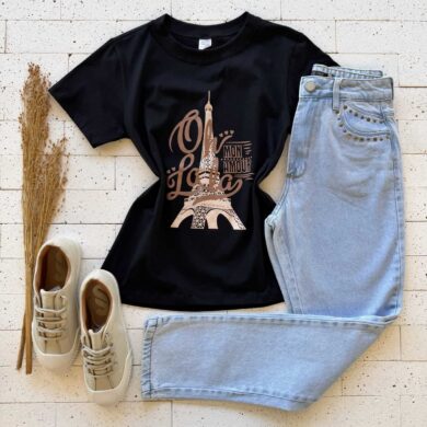 T-SHIRT ALGODÃO ESTAMPA TORRE EIFFEL PRETA
