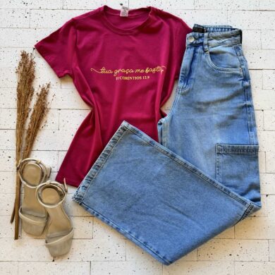 T-SHIRT ALGODÃO ESTAMPA TUA GRAÇA ME BASTA PINK