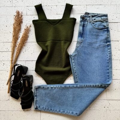 BODY MODAL ALÇA LARGA E DETALHE BUSTO VERDE OLIVA