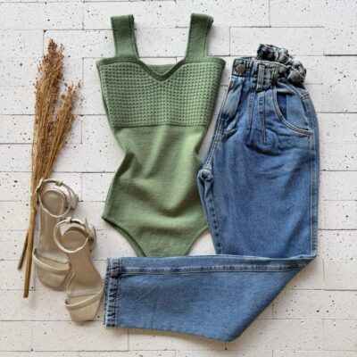 BODY MODAL ALÇA LARGA E DETALHE BUSTO VERDE PISTACHE