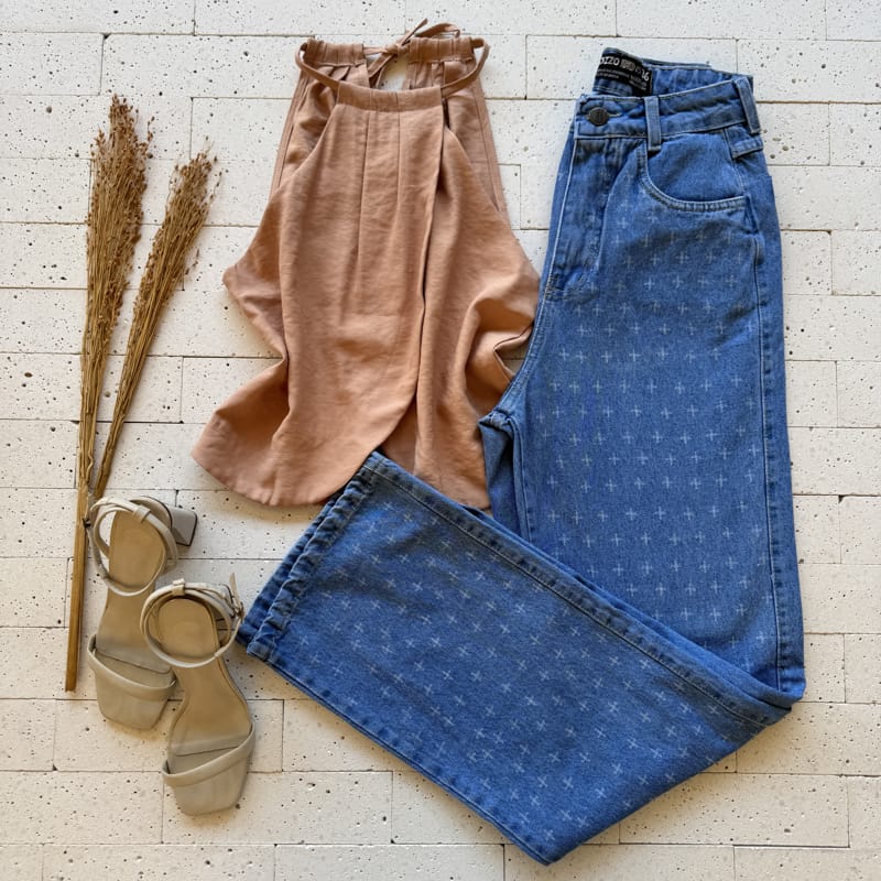 DETALHE TRANSPASSADO NUDE