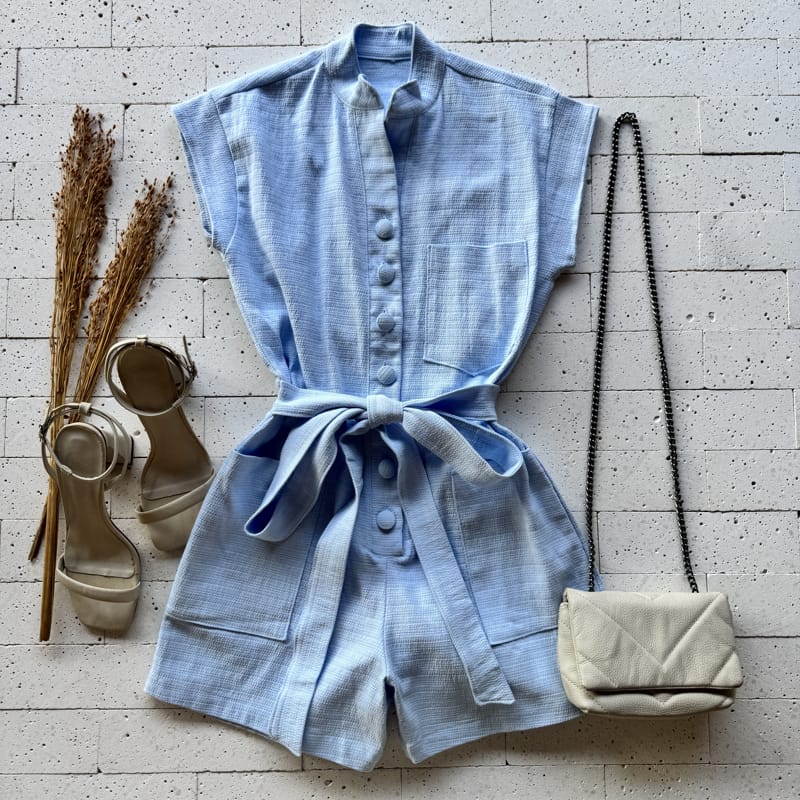 MACAQUINHO COM ELÁSTICO NA CINTURA MACAQUINHO COM ELÁSTICO NA CINTURA