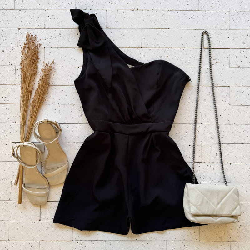 MACAQUINHO UM OMBRO SÓ MACAQUINHO UM OMBRO SÓ