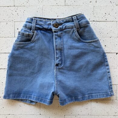 SHORT JEANS