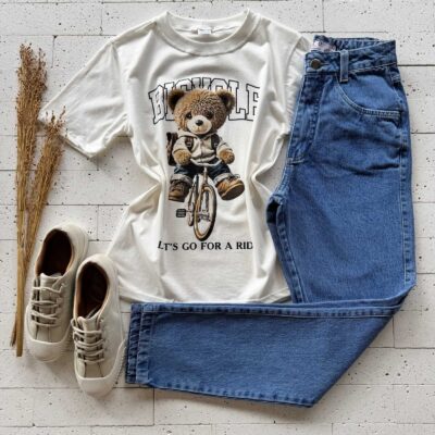 T-SHIRT ALGODÃO ESTAMPA URSO DE BICICLETA OFF