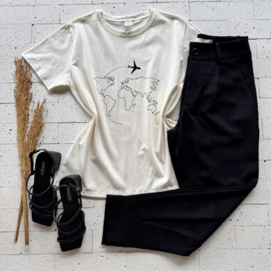 T-SHIRT ALGODÃO ESTAMPA VIAGEM OFF