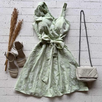 Dondoca_com_br Vestido Bordado Laco No Ombro E Amarracao Fixa Verde
