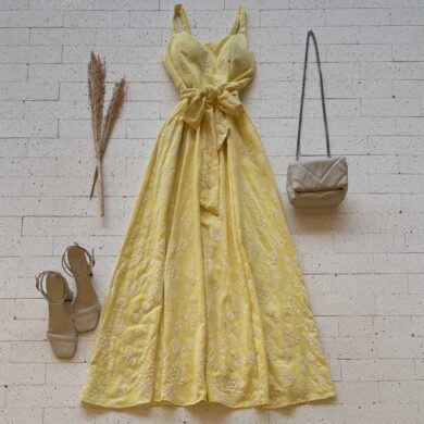 Dondoca_com_br Vestido Longo Bordado Alcinha E Amarracao Fixa Amarelo