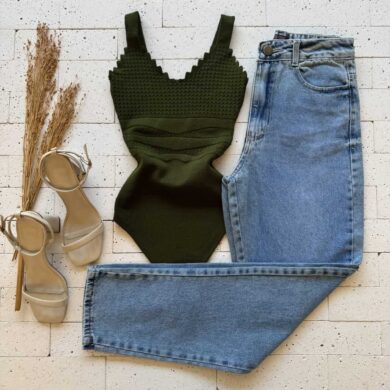 Dondoca_com_br Body Modal Busto Detalhado Com Furinhos Verde Oliva