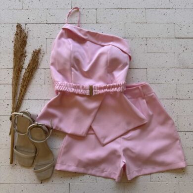 Dondoca_com_br Conjunto Alfaiataria Regata Com Cinto Drapeado E Short Rosa