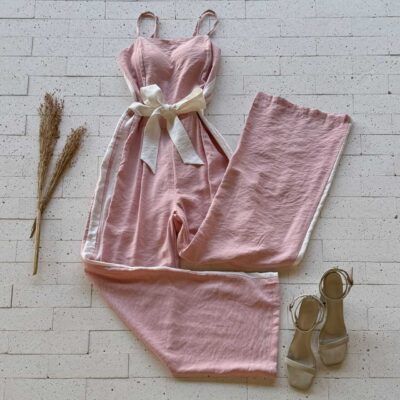 MACACÃO MARRANT DETALHE LISTRA E AMARRAÇÃO ROSA