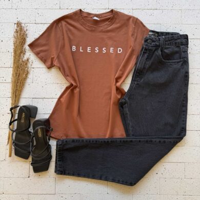 Dondoca_com_br T Shirt Algodao Estampa Blessed Marrom