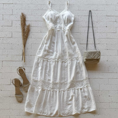 VESTIDO LONGO GOLA V DETALHE CAMADAS EM GRIPIER LUXO OFF