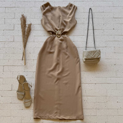 Dondoca_com_br Vestido Longuete Alfaiataria Com Abertura E Fivela Na Cintura Nude