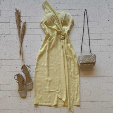 Dondoca_com_br Vestido Midi Um Ombro So Detalhe Fivela Amarelo