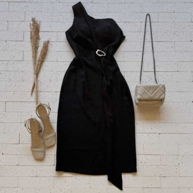 Dondoca_com_br Vestido Midi Um Ombro So Detalhe Fivela Preto