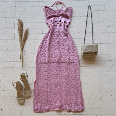 VESTIDO TRICO LONGUETE COM FENDA E DETALHE NA CINTURA ROSA