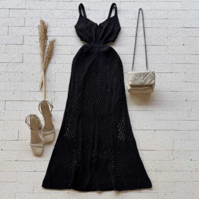 VESTIDO TRICO LONGUETE GOLA V E ABERTURA NA CINTURA PRETO