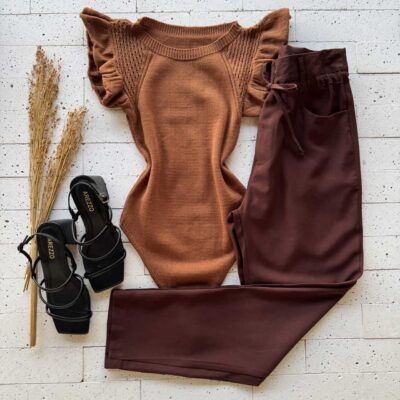 Dondoca_com_br Body Modal Leve Detalhe Manga Babados Marrom