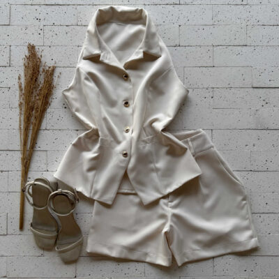 Dondoca_com_br Conjunto Alfaiataria Blusa Golinha E Botoes E Short Bege