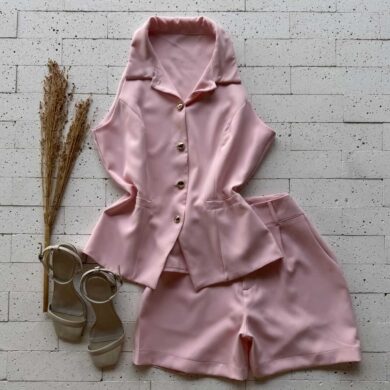 Dondoca_com_br Conjunto Alfaiataria Blusa Golinha E Botoes E Short Rosa