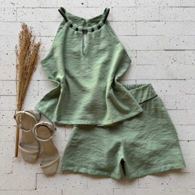 Dondoca_com_br Conjunto Marrant Blusa Detalhe Gola E Short Verde Oliva