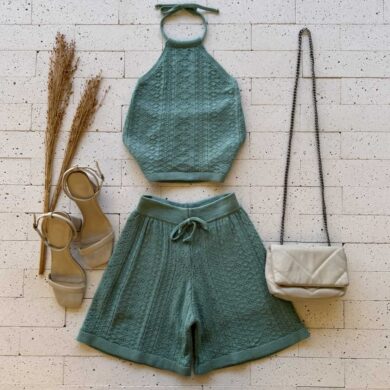 Dondoca_com_br Conjunto Trico Cropped E Short Trama Detalhada Pistache