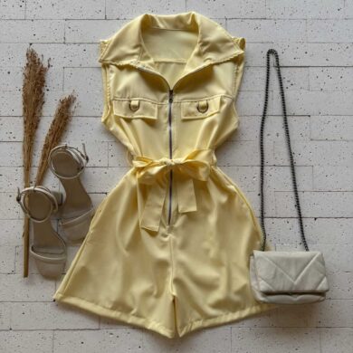 Dondoca_com_br Macaquinho Detalhe Ziper E Cinto Faixa Amarelo