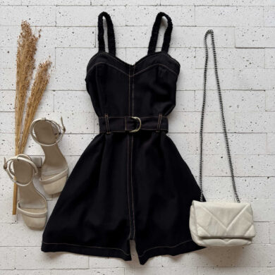 Dondoca_com_br Macaquinho Marrant Alca Drapeada E Cinto Preto