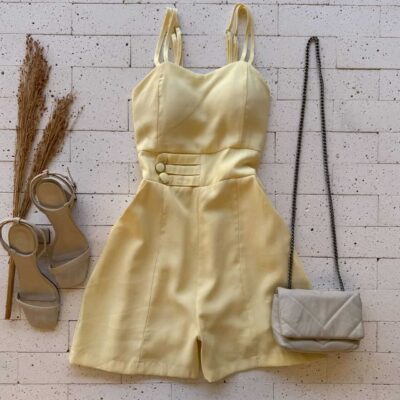 Dondoca_com_br Macaquinho Marrant Detalhe Botoes Na Cintura Amarelo