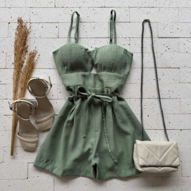 Dondoca_com_br Macaquinho Marrant Detalhe Vinco No Busto E Cordao Verde Oliva