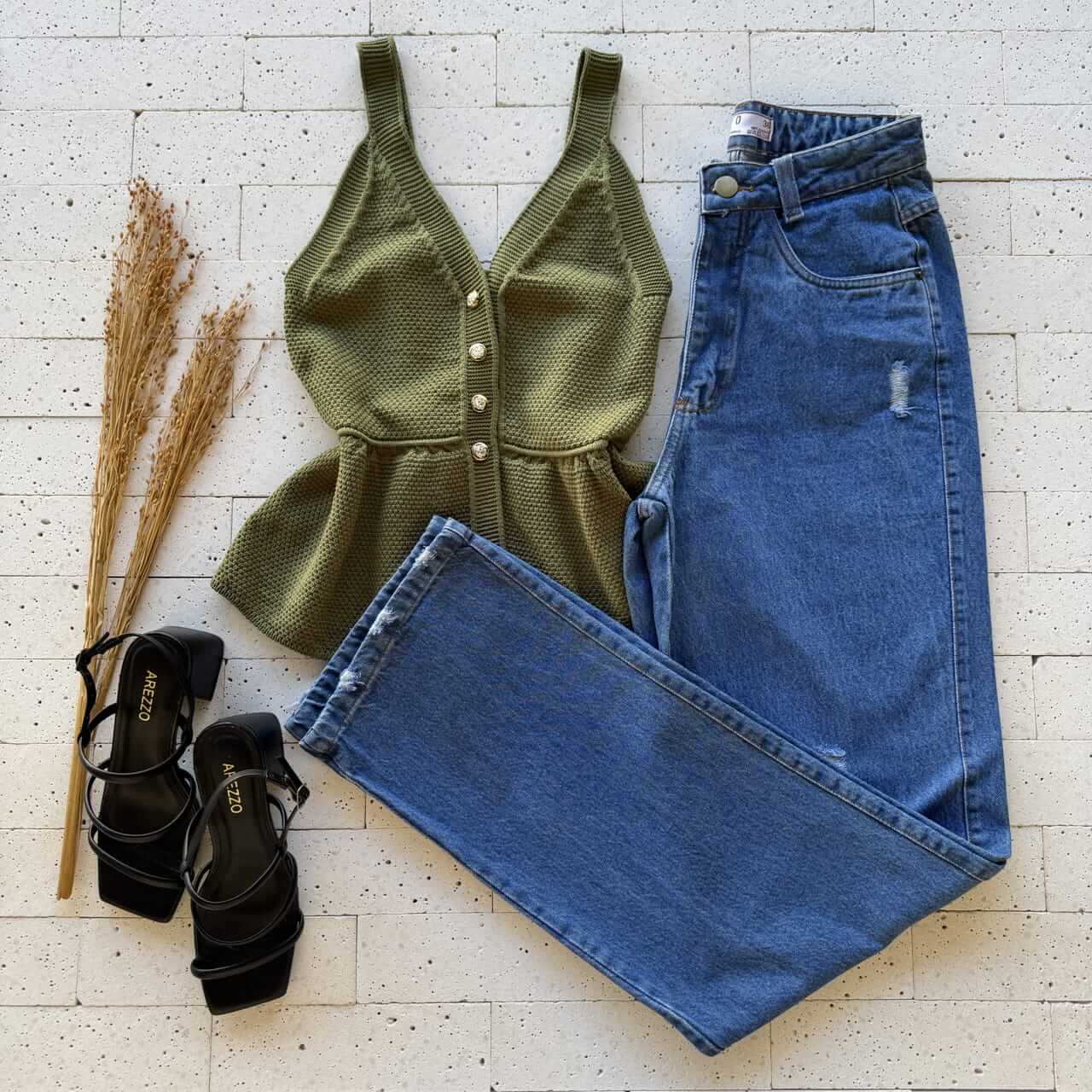 Dondoca_com_br Regata Modal Peplum Detalhe Botoes Verde Oliva Dondoca_com_br Regata Modal Peplum Detalhe Botoes Verde Oliva