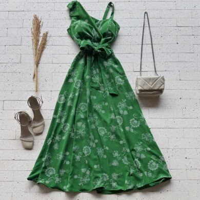 Dondoca_com_br Vestido Longo Bordado Laco No Ombro E Amarracao Fixa Verde Bandeira