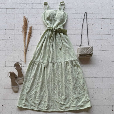 Dondoca_com_br Vestido Longo Bordado Lurex Camadas E Cinto Faixa Verde Claro
