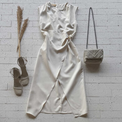 Dondoca_com_br Vestido Midi Alfaiataria Com Fenda E Argola Organica Bege