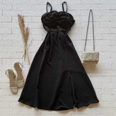 Dondoca_com_br Vestido Midi Com Fenda Detalhe Busto Preto
