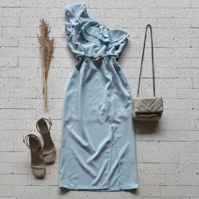 Dondoca_com_br Vestido Midi Forrado Um Ombro So Babados E Fenda Azul