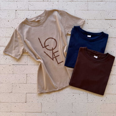 Dondoca_com_br Kit Camiseta Feminina Premium 3 Pecas Marinho Cafe E Estampa Love Bege