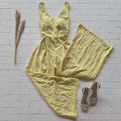 Dondoca_com_br Macacao Pantalona Bordado Lurex Amarelo