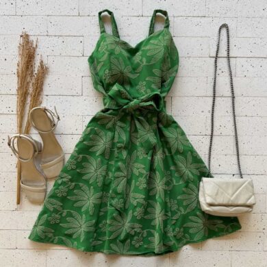 Dondoca_com_br Vestido Crepe Bordado Alcinha E Cinto Faixa Verde