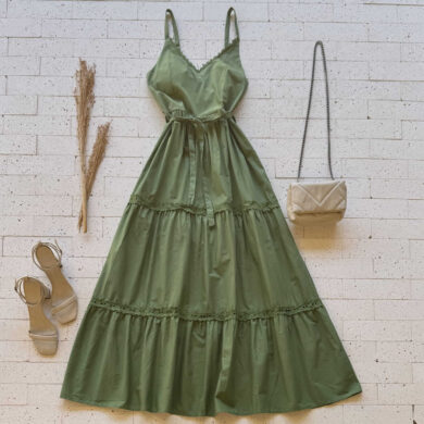 Dondoca_com_br Vestido Midi Decote E Camadas Em Gripier Com Cinto Faixa Verde Oliva