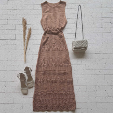 Dondoca_com_br Vestido Trico Longuete Detalhado Sem Decote Nude