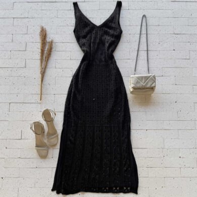 Dondoca_com_br Vestido Trico Midi Detalhado Com Fenda Preto