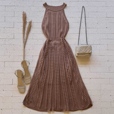 Dondoca_com_br Vestido Trico Midi Sem Decote E Ponto Detalhado Nude