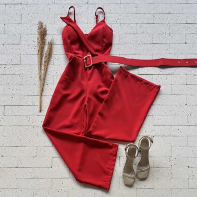 Dondoca_com_br Macacao Alfaiataria Decote V E Cinto Vermelho