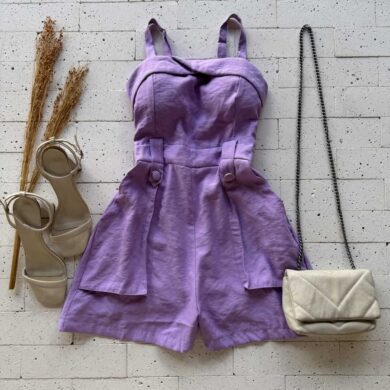 Dondoca_com_br Macaquinho Marrant Detalhe Bolsos E Botao No Passante Lavanda