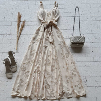 Dondoca_com_br Vestido Longo Bordado Alcinha E Amarracao Fixa Bege
