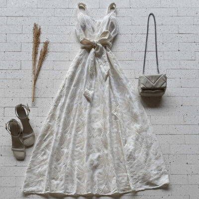 Dondoca_com_br Vestido Longo Bordado Alcinha E Amarracao Fixa Off