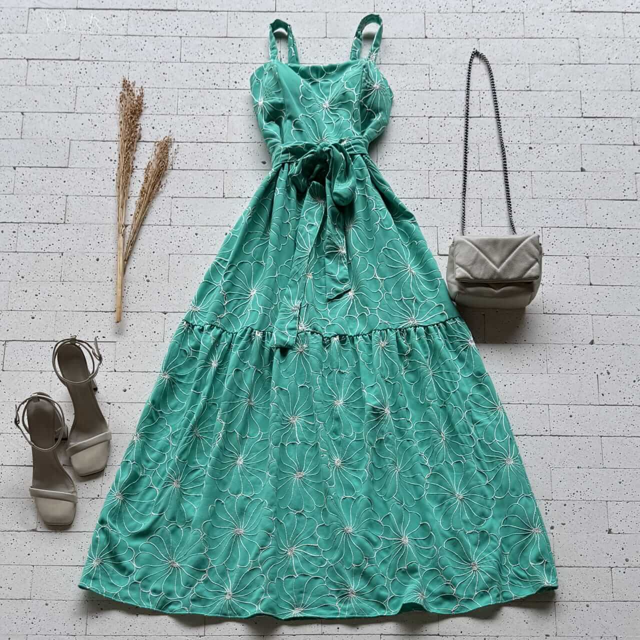 Dondoca_com_br Vestido Longo Bordado Lurex Camadas E Cinto Faixa Menta Dondoca_com_br Vestido Longo Bordado Lurex Camadas E Cinto Faixa Menta