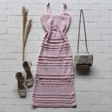 Dondoca_com_br Vestido Trico Midi Detalhado Rosa Claro